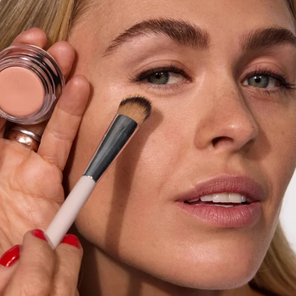 FYNORIQUE Luxe The Detail Blending Brush