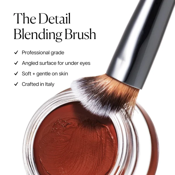 FYNORIQUE Luxe The Detail Blending Brush